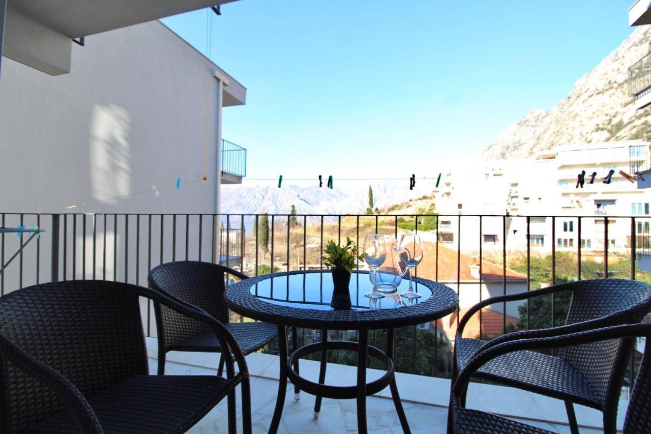 2Bd New Dobrota Apt With Bay Views Kotor Exterior photo